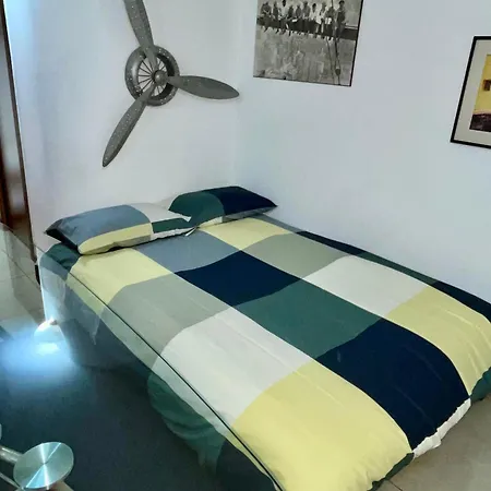 Azzurra Flat Center Apartman *