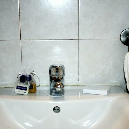 Azzurra Flat Center شقة *