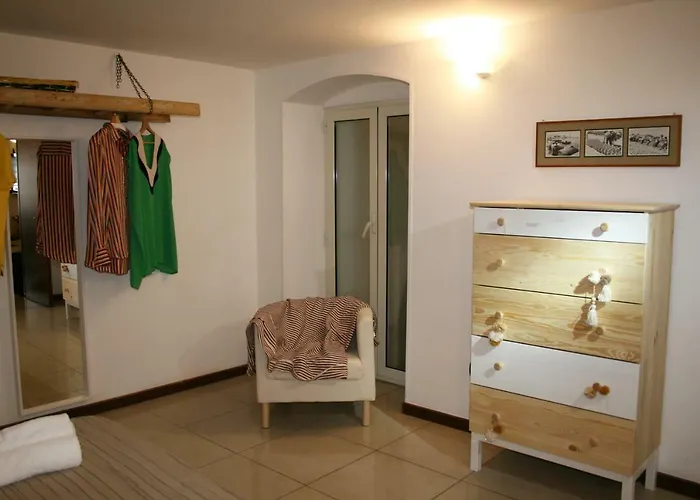 Azzurra Flat Center *